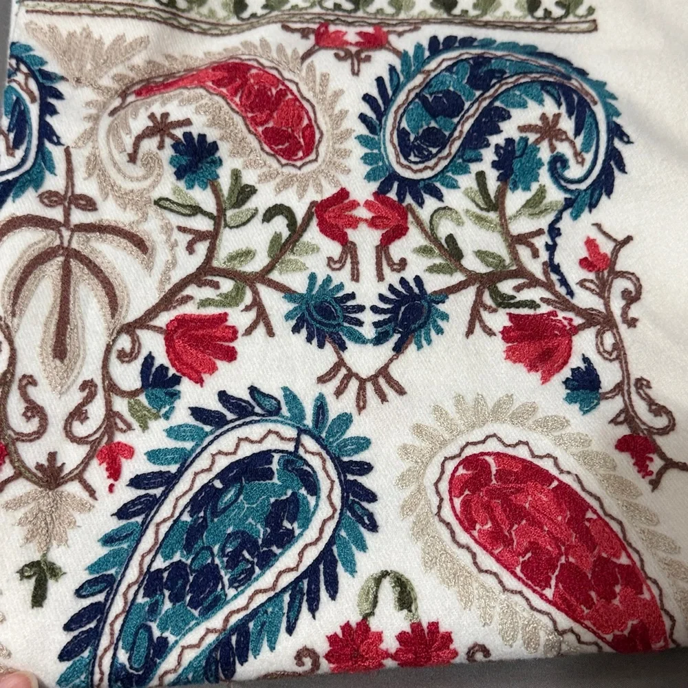 Urban CoCo Women’s Embroidered Shawl Scarf Wraps Colorful Detailed Ethnic Design